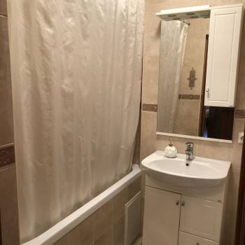 Сдается 2-х комнатная квартира, 60 м²