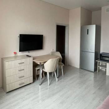 Продается 1-комнатная квартира, 36 м²