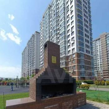 Продается 1-комнатная квартира, 41 м²