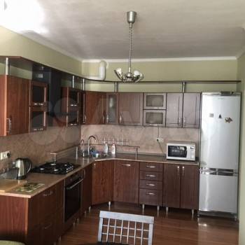 Сдается 2-х комнатная квартира, 70 м²