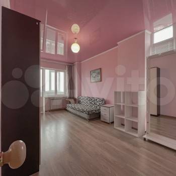 Продается 1-комнатная квартира, 47 м²