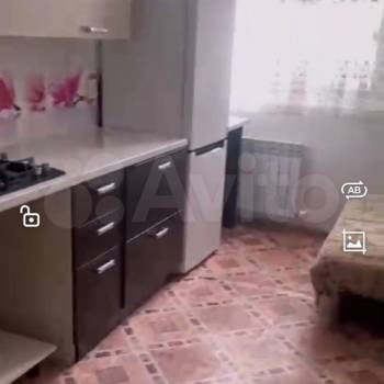 Сдается 1-комнатная квартира, 42 м²