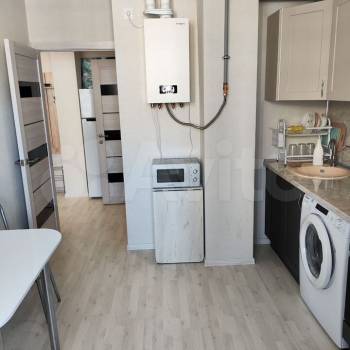 Сдается 1-комнатная квартира, 39 м²