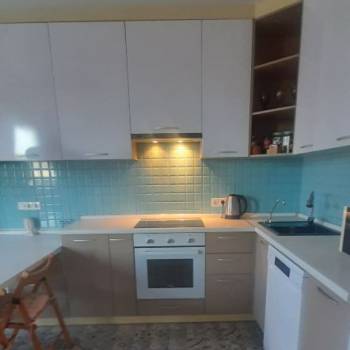 Продается 1-комнатная квартира, 58 м²