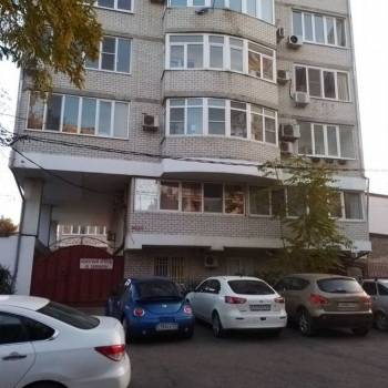 Сдается 1-комнатная квартира, 43 м²