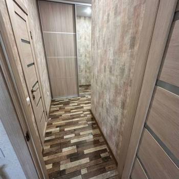 Продается 1-комнатная квартира, 46 м²