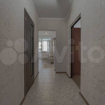 Продается 1-комнатная квартира, 55 м²