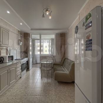 Продается 1-комнатная квартира, 55 м²