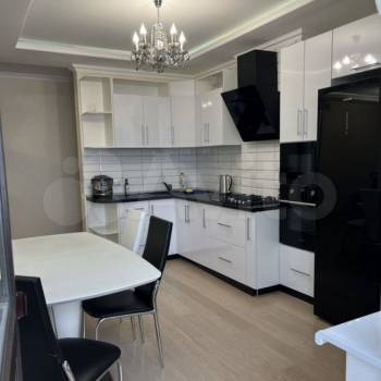 Сдается 1-комнатная квартира, 46,7 м²