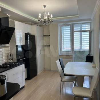 Сдается 1-комнатная квартира, 46,7 м²