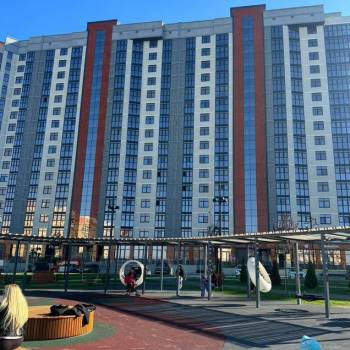 Сдается 1-комнатная квартира, 56 м²