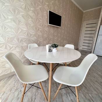 Сдается 1-комнатная квартира, 60 м²