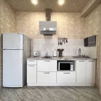 Сдается 1-комнатная квартира, 60 м²