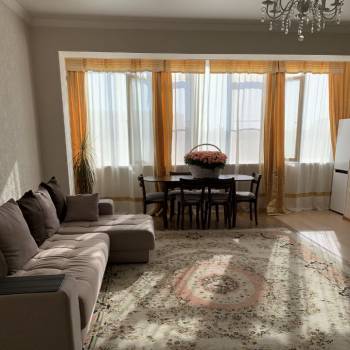 Продается 3-х комнатная квартира, 90 м²