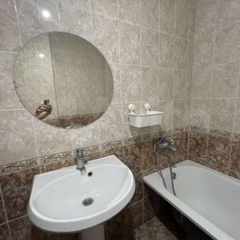 Продается 2-х комнатная квартира, 72 м²