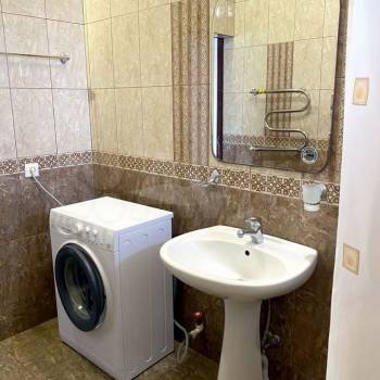 Сдается Многокомнатная квартира, 130 м²