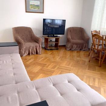 Сдается Многокомнатная квартира, 130 м²