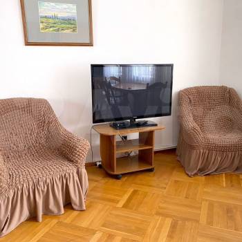 Сдается Многокомнатная квартира, 130 м²