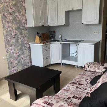 Продается 1-комнатная квартира, 39 м²