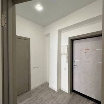 Продается 1-комнатная квартира, 43 м²