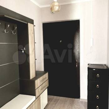 Сдается 1-комнатная квартира, 46 м²