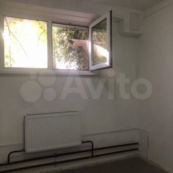 Сдается Нежилое помещение, 18 м²