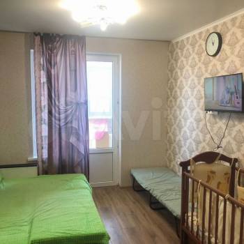Продается 1-комнатная квартира, 33 м²