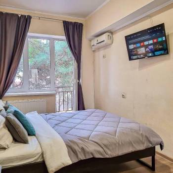 Продается 1-комнатная квартира, 35 м²