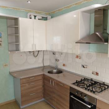 Продается 1-комнатная квартира, 43 м²