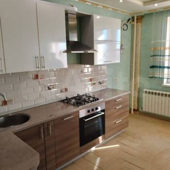 Продается 1-комнатная квартира, 43 м²