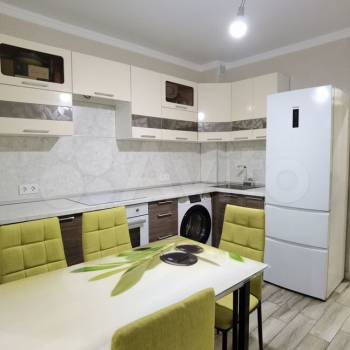 Продается 1-комнатная квартира, 47,3 м²