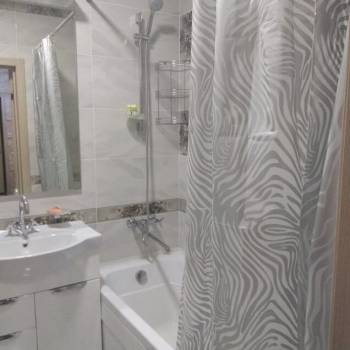 Сдается 1-комнатная квартира, 48 м²