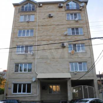 Сдается 1-комнатная квартира, 46 м²