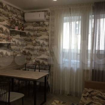 Продается 1-комнатная квартира, 45 м²