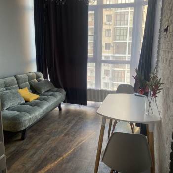 Сдается 1-комнатная квартира, 38 м²