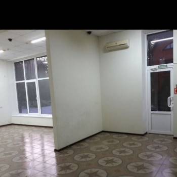 Продается Нежилое помещение, 110 м²