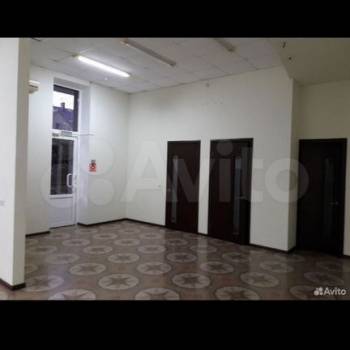 Продается Нежилое помещение, 110 м²