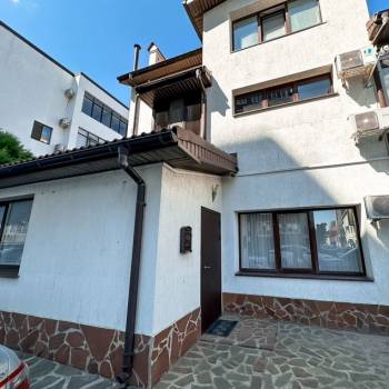 Сдается Нежилое помещение, 100 м²