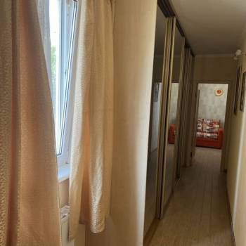 Сдается 1-комнатная квартира, 46 м²