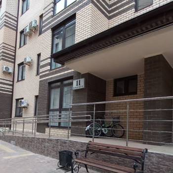 Сдается 1-комнатная квартира, 42 м²