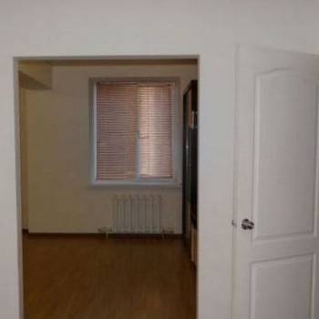 Продается 1-комнатная квартира, 46 м²