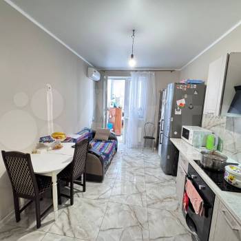 Продается 2-х комнатная квартира, 72 м²