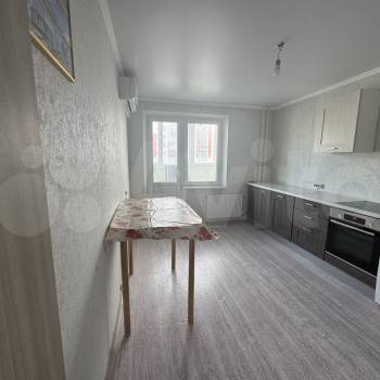 Продается 2-х комнатная квартира, 60,5 м²