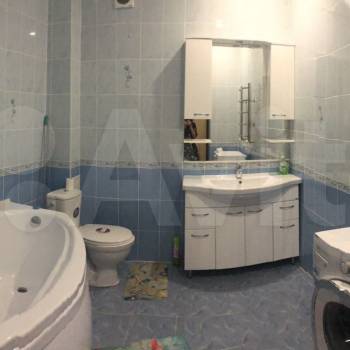 Сдается 2-х комнатная квартира, 74 м²