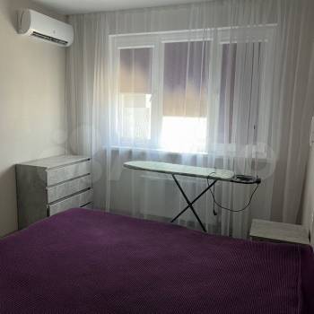 Сдается 1-комнатная квартира, 42 м²