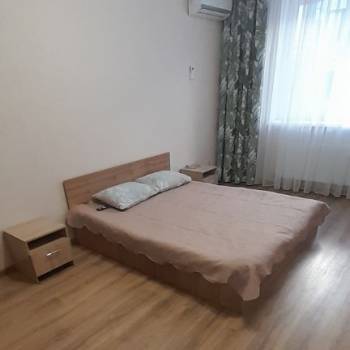 Сдается 1-комнатная квартира, 48 м²