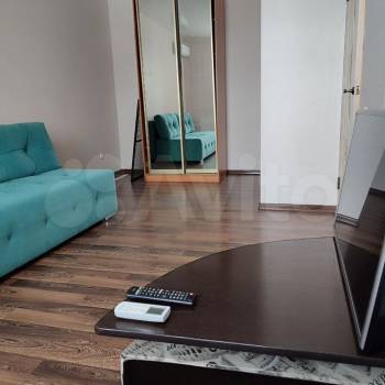 Продается 1-комнатная квартира, 39 м²