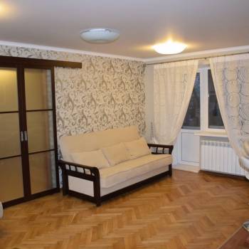 Сдается 1-комнатная квартира, 51 м²