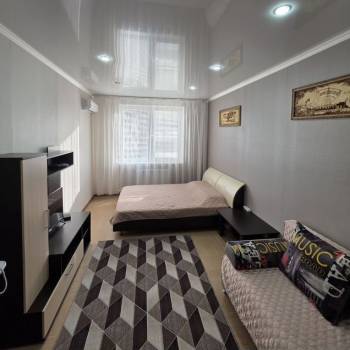 Сдается 1-комнатная квартира, 46 м²