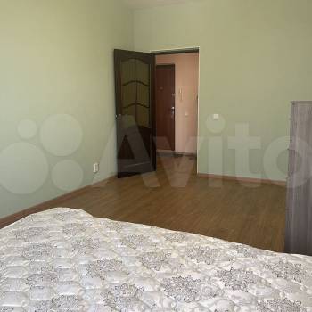 Сдается 1-комнатная квартира, 47 м²